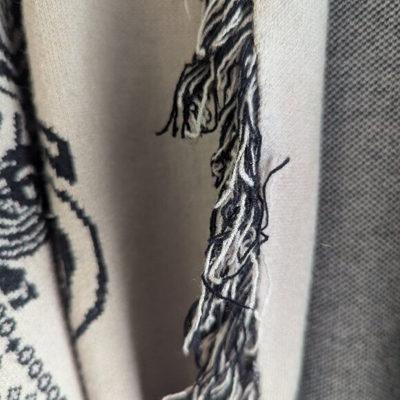 Sioni Paisley Jaquard Fringe Shawl Knit Sweater Cardigan - Picture 5 of 9